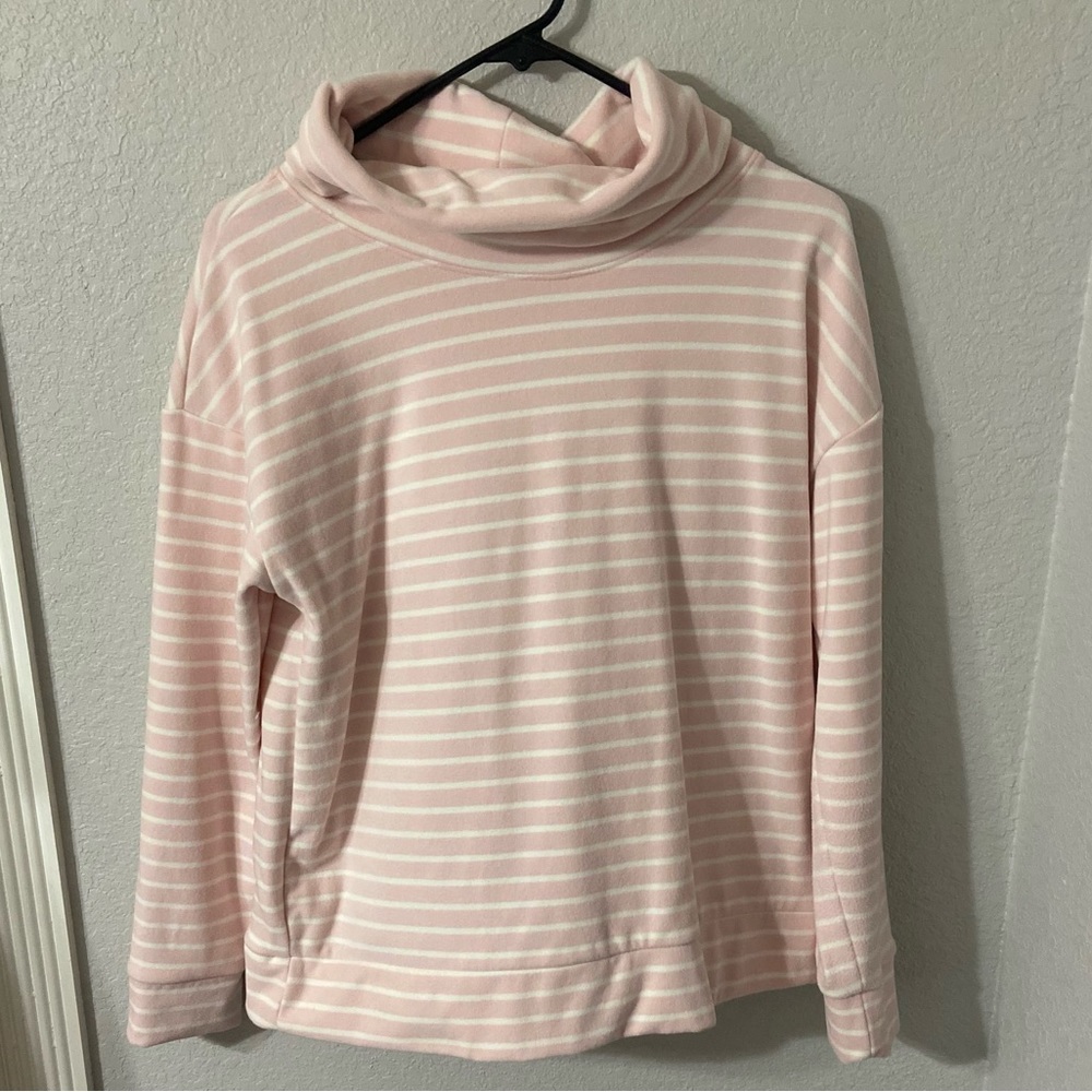 Size M Sweatshirt, fleece material, super soft!